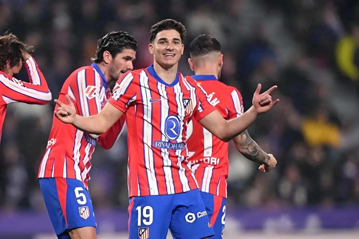 雷火电竞入口 -瓦伦西亚迎西甲关键赛，集结日战术微调，引发热议，纪律约束更严格的简单介绍