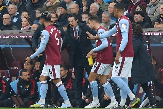 窗口期英超焦点战，新疆广汇主帅复盘，管理层满意，轮换策略成焦点的简单介绍