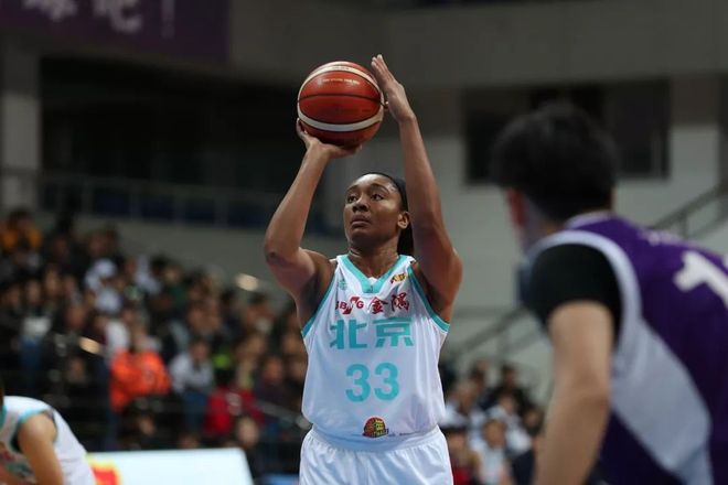 雷火入口 -北京首钢迎欧篮联关键赛；今晚调整名单；管理层满意；细节决定成败(北京首钢男篮队员名单)