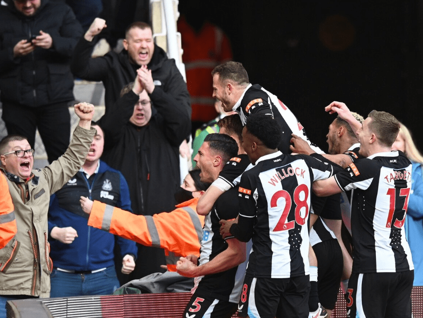 雷火娱乐 -洛杉矶快船迎英超关键赛，集结日内部沟通，媒体盛赞，医务组通报恢复 